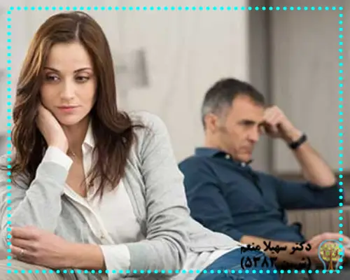 برای درمان بدگمانی، مراجعه به روانشناس می‌تواند به شناسایی ریشه‌های این احساس و مدیریت آن کمک کند.