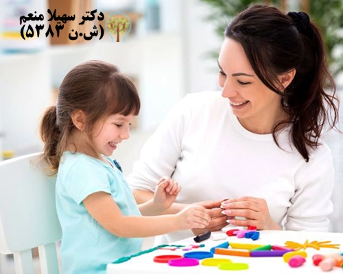 از فاکتورهای مهم و کلیدی در انتخاب مرکز مشاوره روانشناسی مناسب می‌توان به تخصص و تجربه مشاوران، رویکردهای درمانی علمی، محیط آرام و نظرات مثبت مراجعان اشاره کرد.