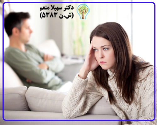 مشاور خانواده با ارائه راهکارهای علمی و بی‌طرفانه می‌تواند نقش مؤثری در رفع مشکلات زندگی مشترک و بهبود روابط زوجین ایفا کند.