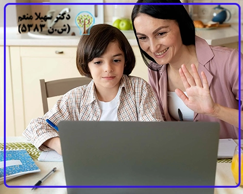 مشکلات رفتاری کودک در حال بررسی توسط مشاور کودک متخصص